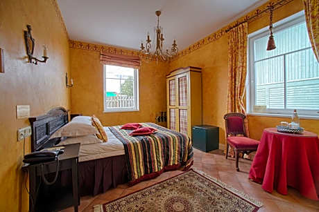 Economy Double or Twin Room