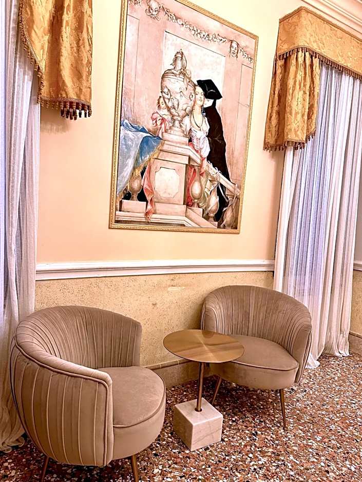 Casa Alla Fenice