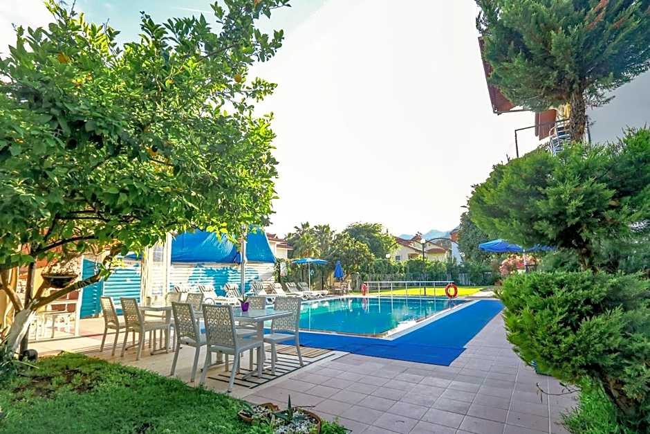 Dedeminn Garden Hotel