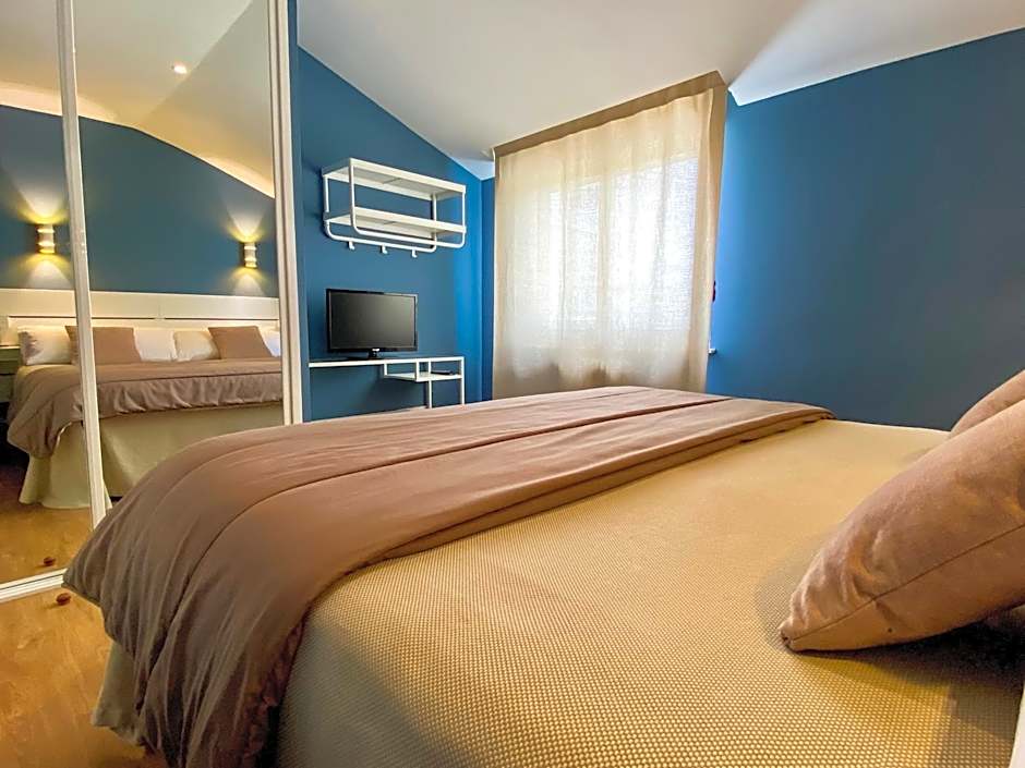 Casablanca Hotel Studios