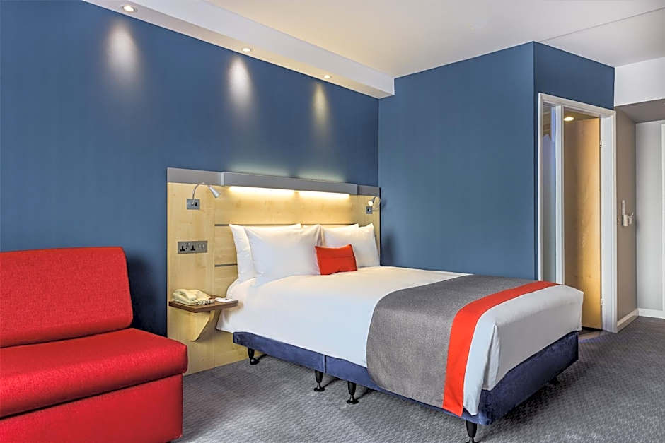 Holiday Inn Express London - Watford Junction By IHG