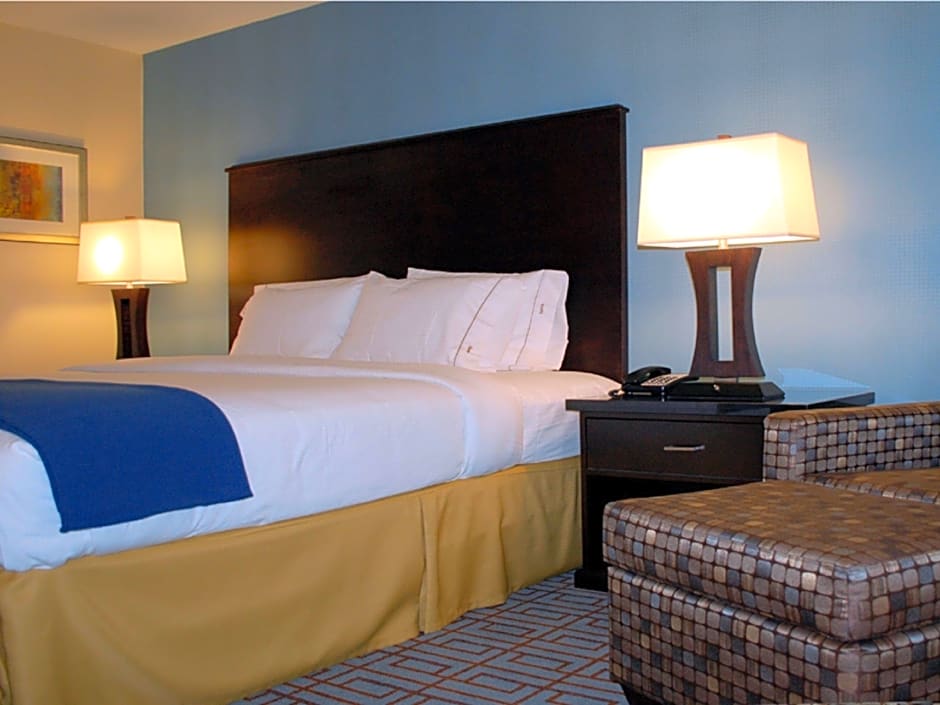 Holiday Inn Express Los Angeles Downtown West, an IHG Hotel