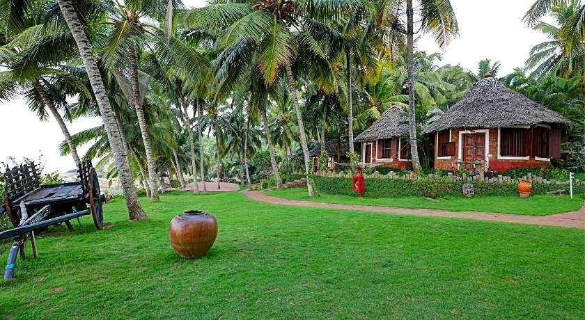 Soma Manaltheeram Ayurveda Beach