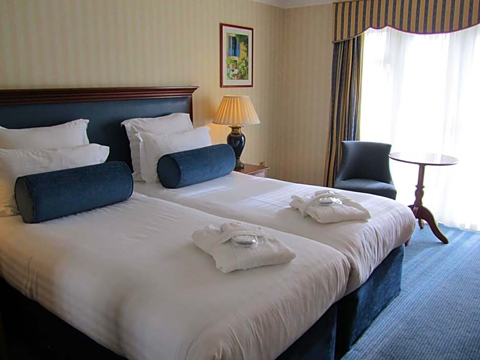 Best Western Plus Windmill Village Hotel