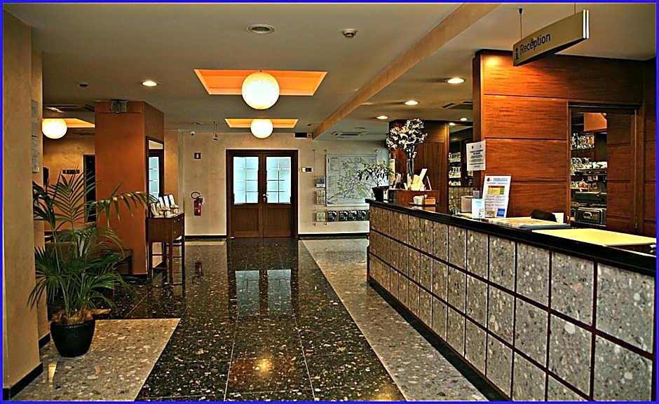 Hotel Meeting