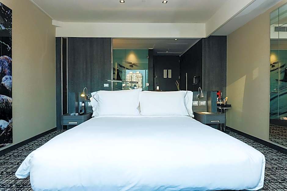 Renaissance Santiago Hotel