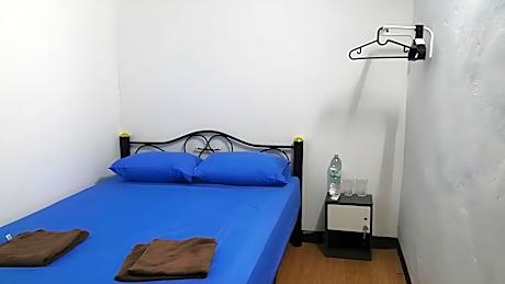 Standard Room No Window