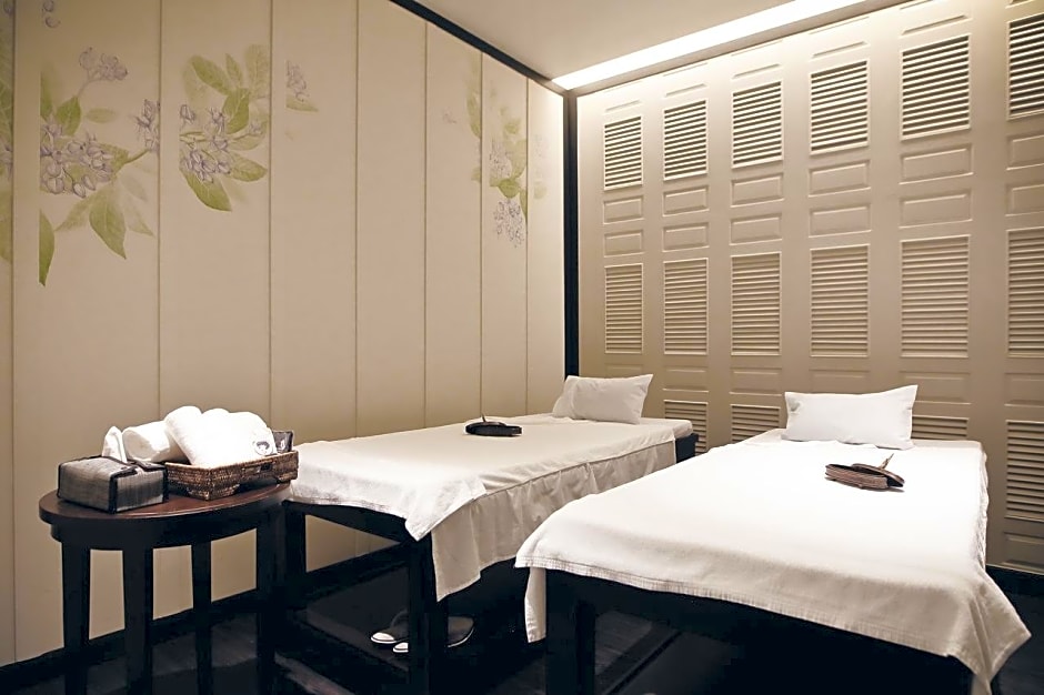 The Raweekanlaya Bangkok Wellness Cuisine Resort