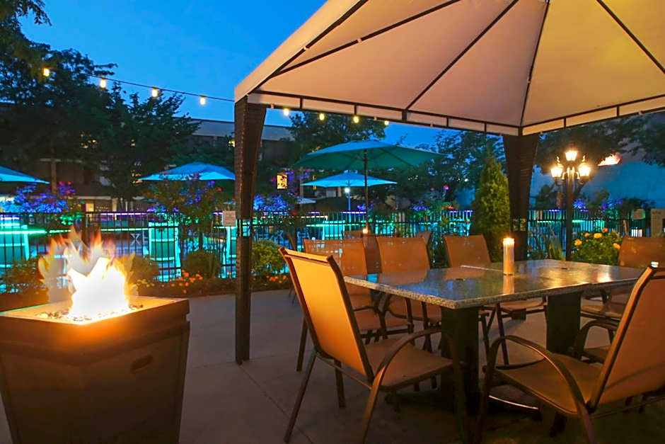 Holiday Inn Westbury-Long Island By IHG