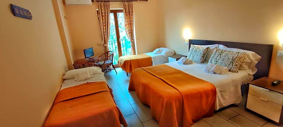 Hotel Desiree