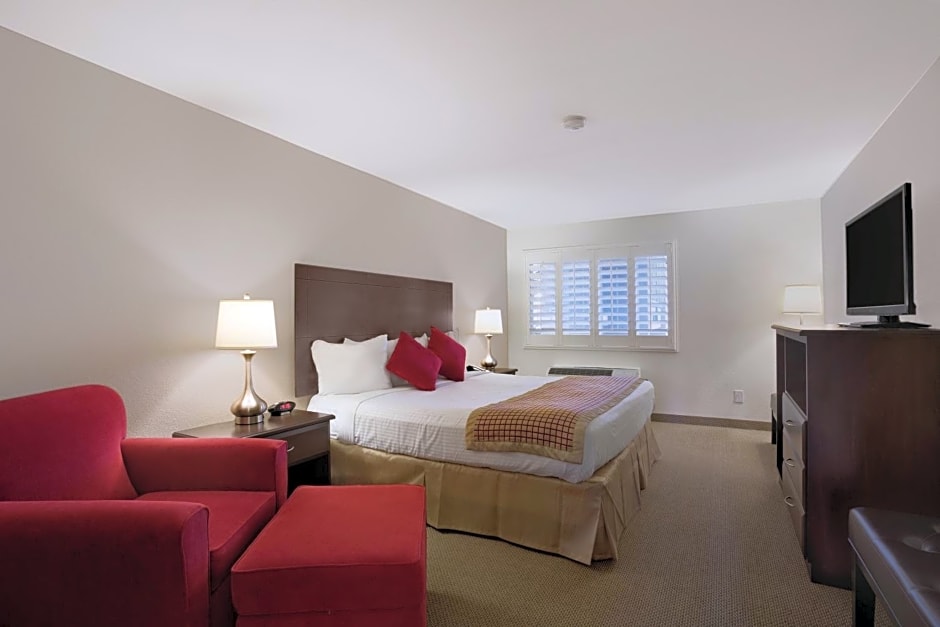 Infinity Inn & Suites