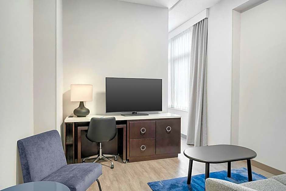Fairfield Inn & Suites by Marriott Chicago Downtown/Magnificent Mile