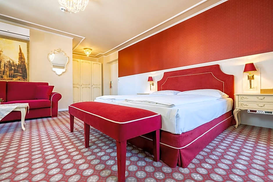 Aviano Boutique Hotel