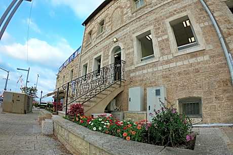 Haifa Hostel
