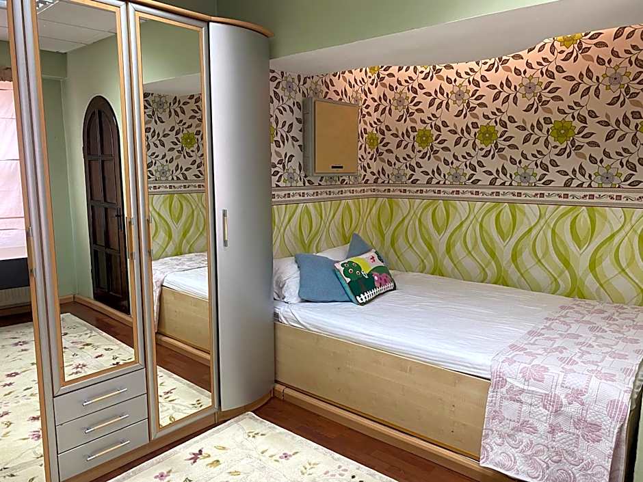 Luxuria Central Villa Bucharest