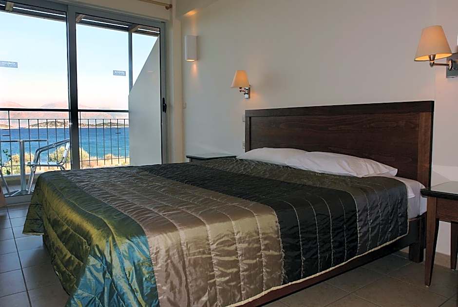 Mirabella Apartments