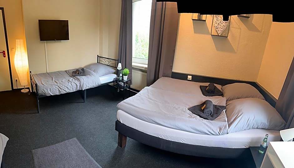 Pott Hostel - Essen Steele