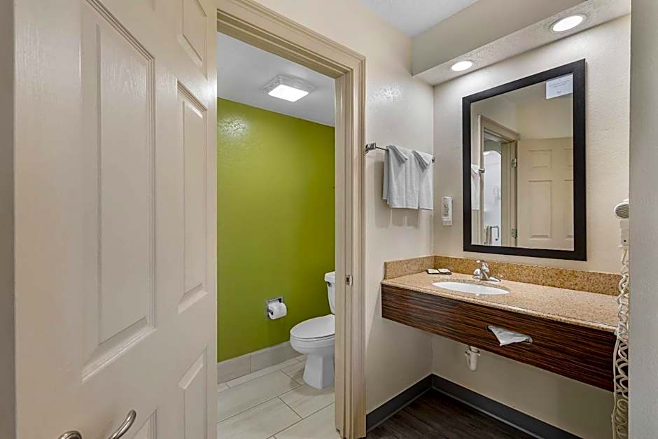 Sleep Inn Near Busch Gardens/USF