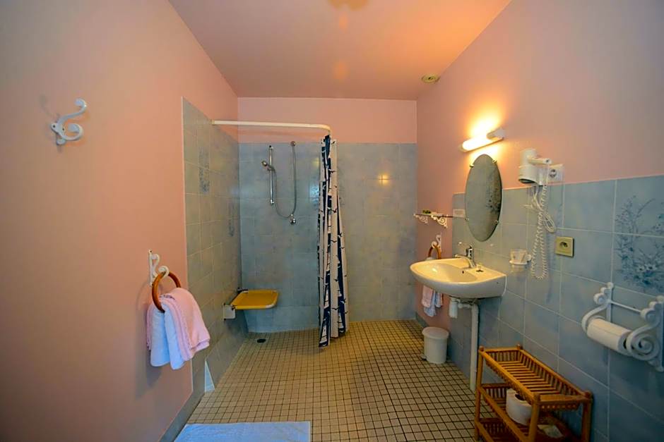 Logis Hôtel Restaurant Manoir De L'Acherie