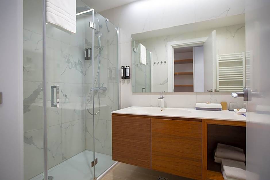 Marvie Hotel & Health