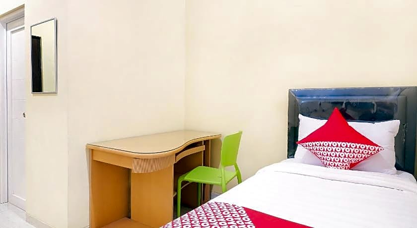 Hotel O DeHome Family