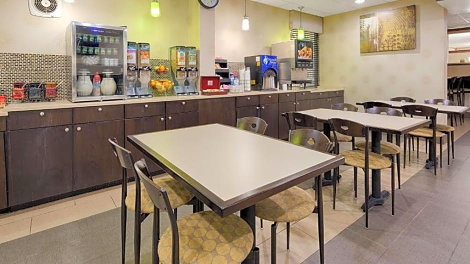 Best Western Plus Richmond