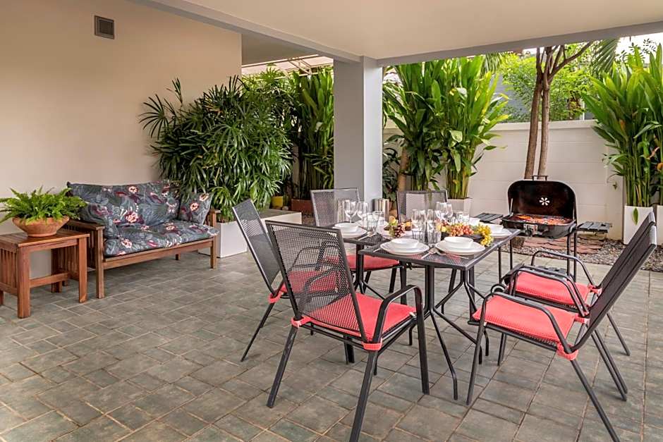 Leelawadee Pool Villa BBQ&Pool party