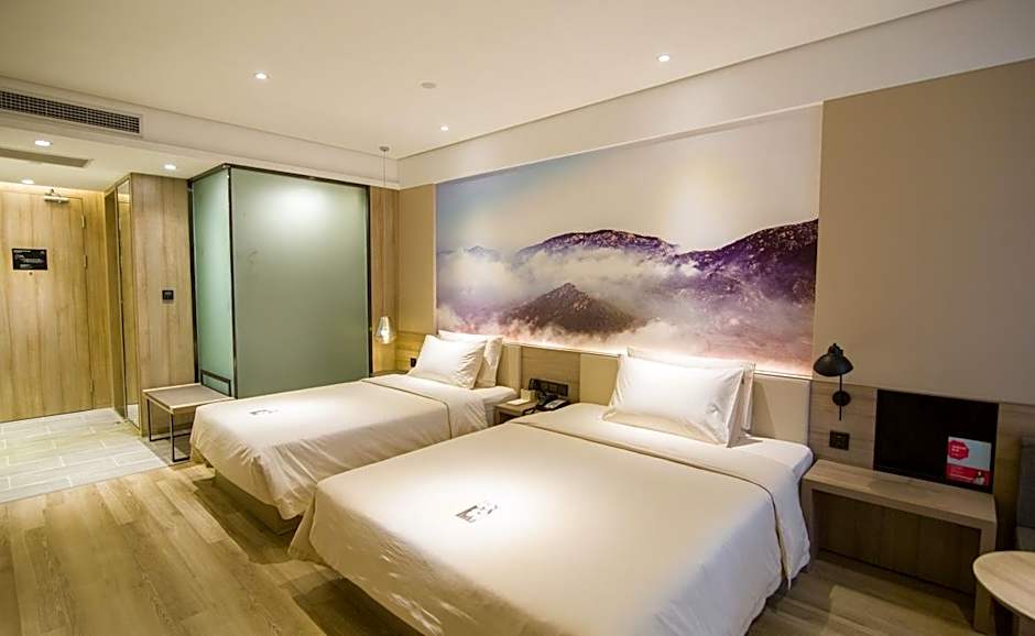 Atour Hotel Qufu Sankong Scenic Area Visitor Distribution Center
