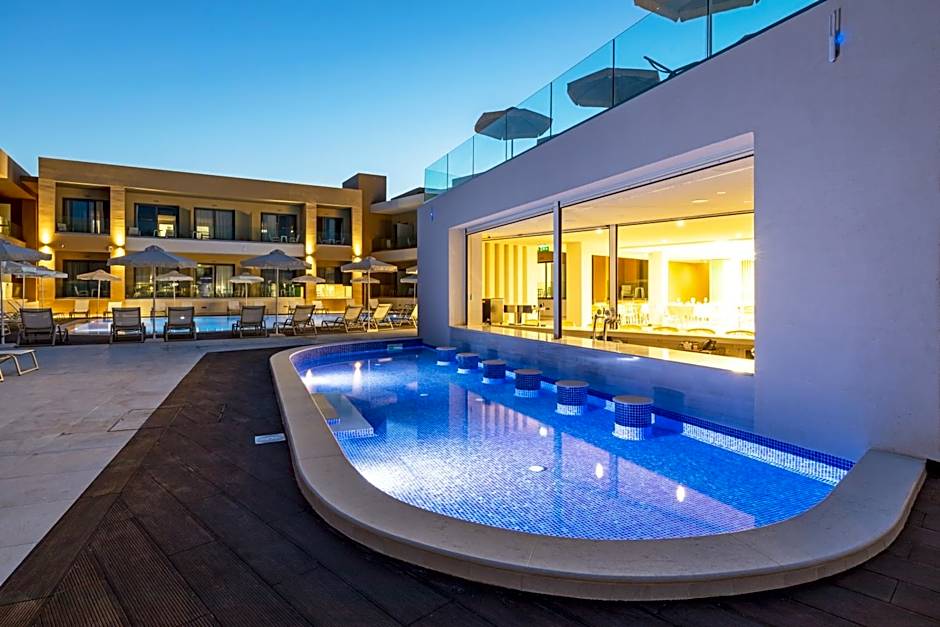 White Olive Elite Laganas