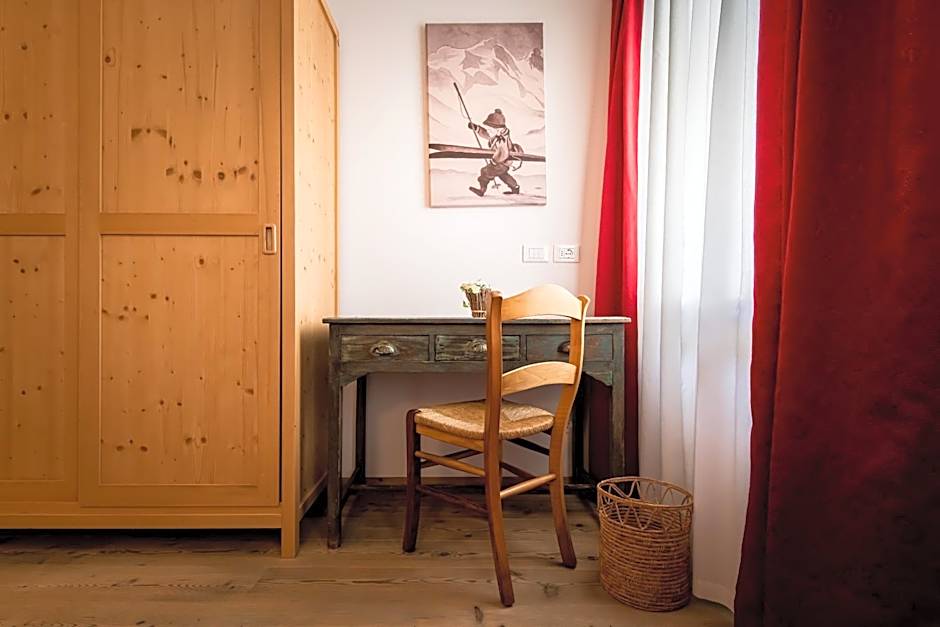 Am Schloss Guest House