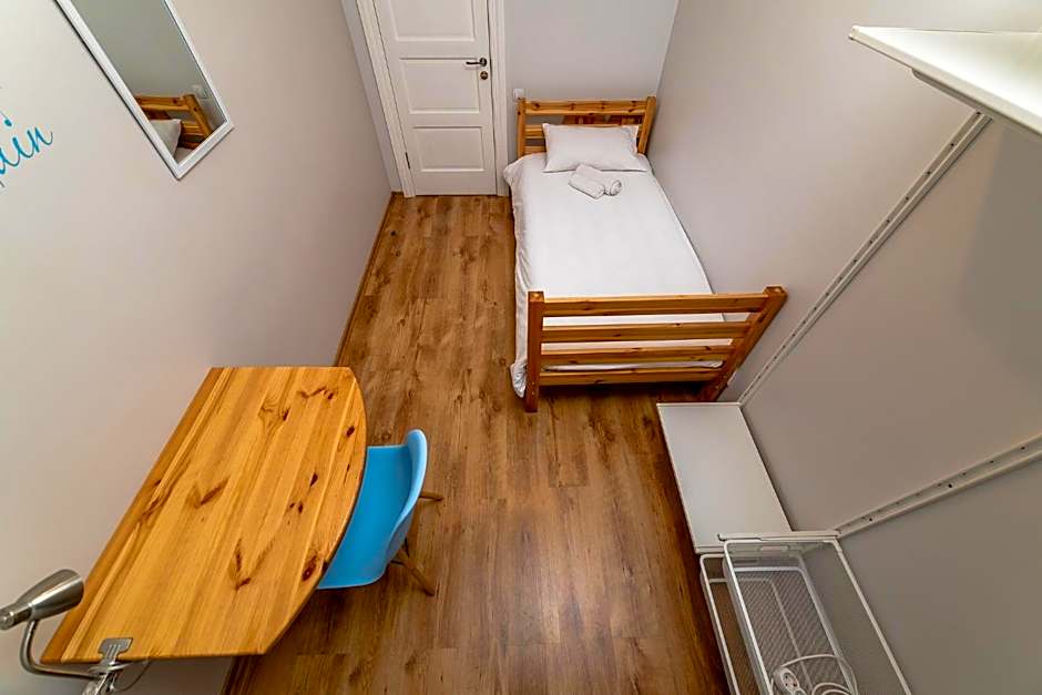 Orange Cat Rooms