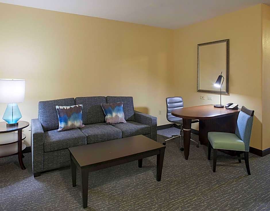 DoubleTree By Hilton Guest Suites Bentonville Rogers