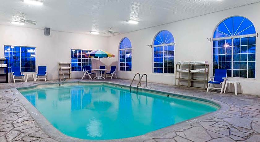 Baymont by Wyndham Osage Beach