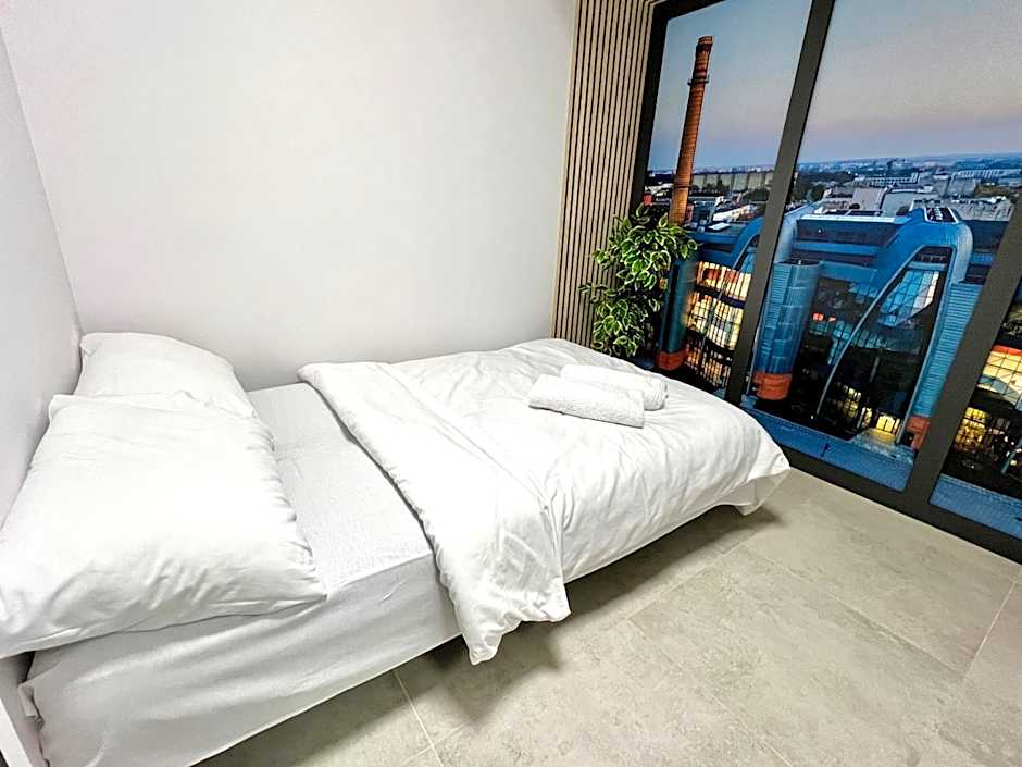Royal Aparthotel Zamenhoffa 1/3