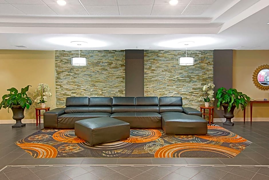 Ramada Plaza Charlotte/s End – Charlotte, NC