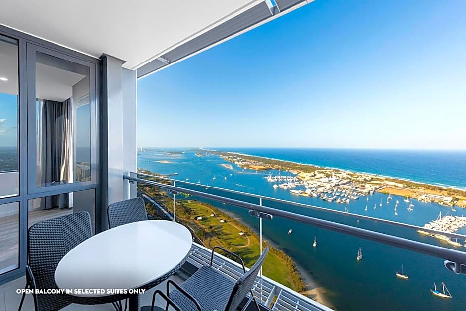 Meriton Suites Southport