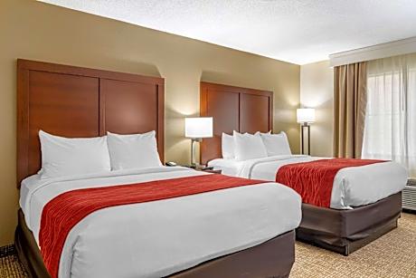 Superior Queen Room with Two Queen Beds - Non-Smoking