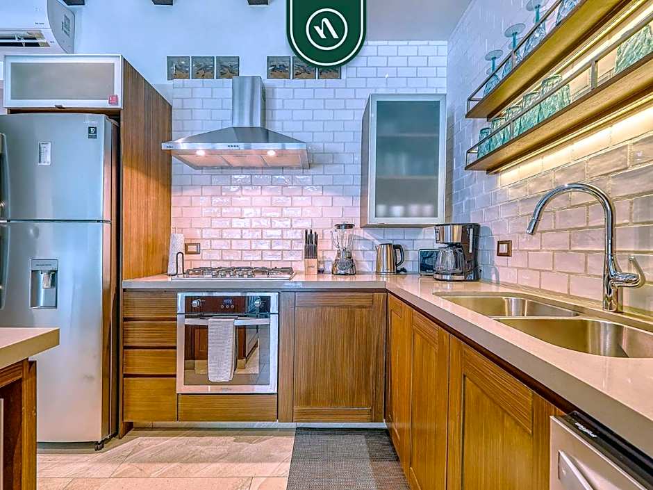 Luxury 2BR Condo in Romatic Zone - Rooftop Pool