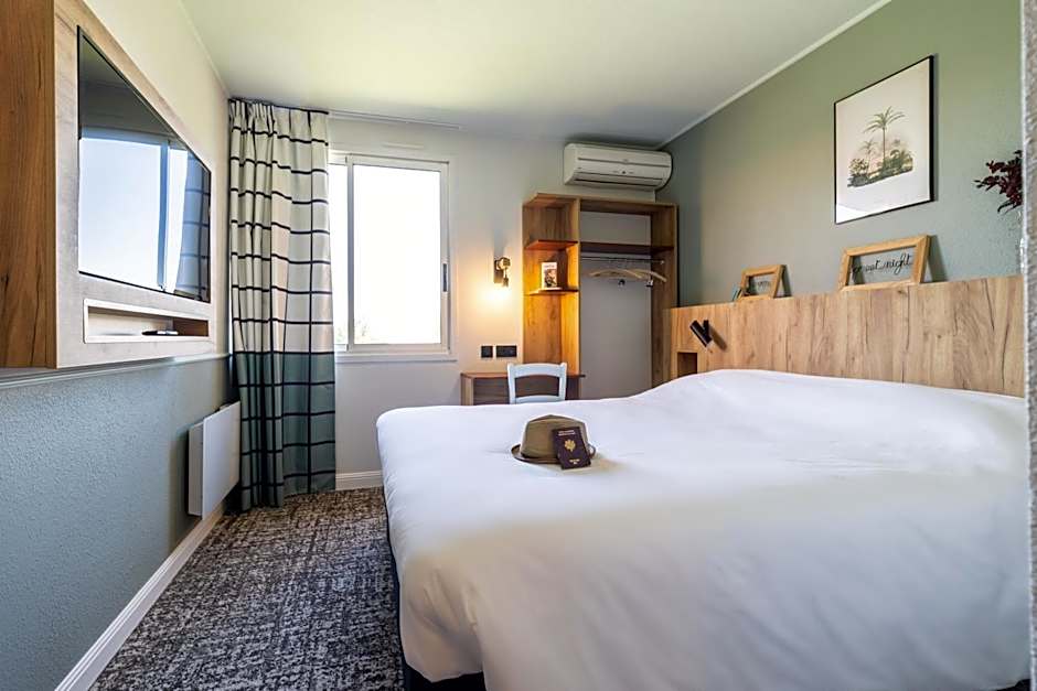 greet Hotel Castres Saix