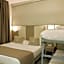 L'Hotel