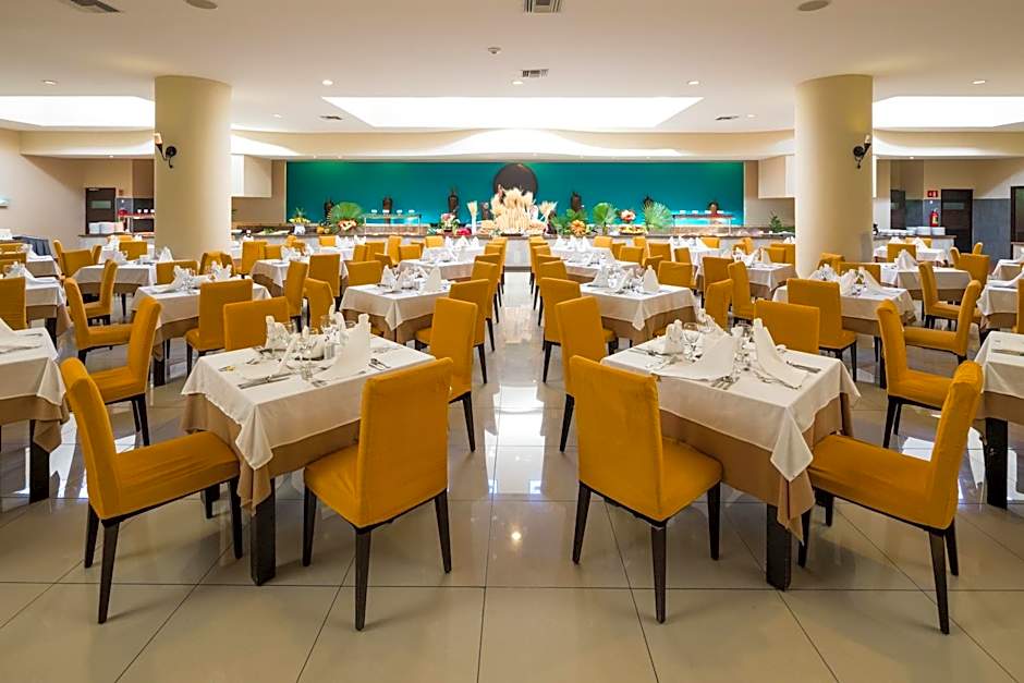 Blue Bay Grand Esmeralda - All Inclusive