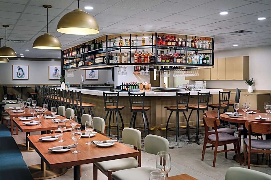 DoubleTree by Hilton Brunswick