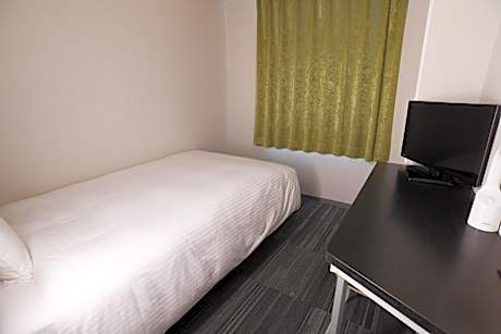 compact Double Room Non-Smoking