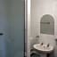 Roydon Marina Village Hotel