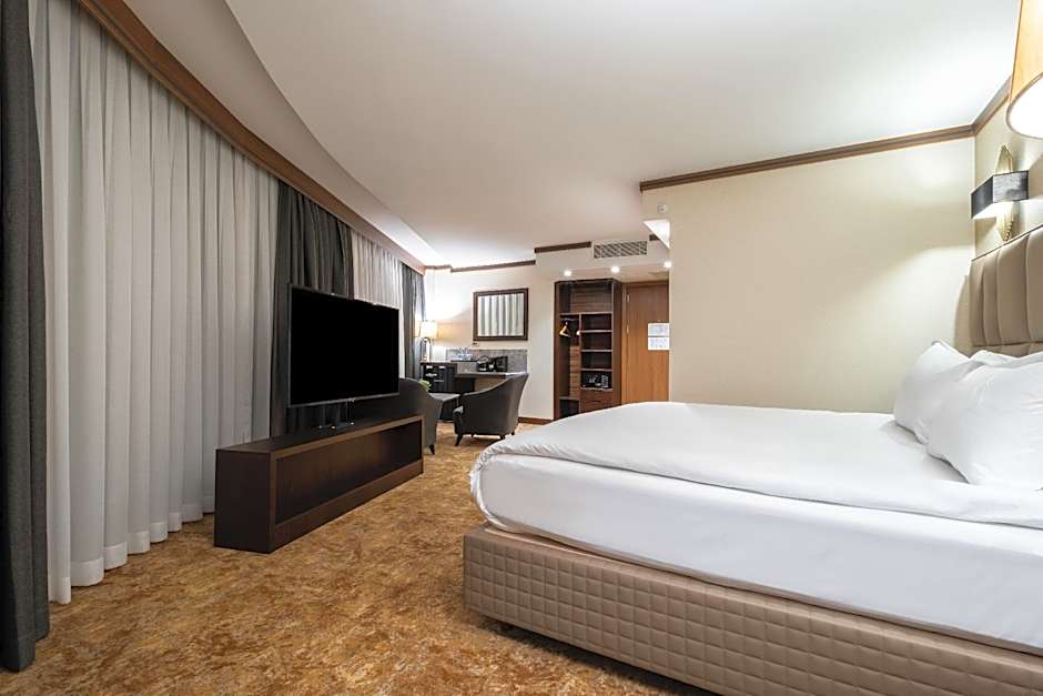 Park Dedeman Ankara Kizilay