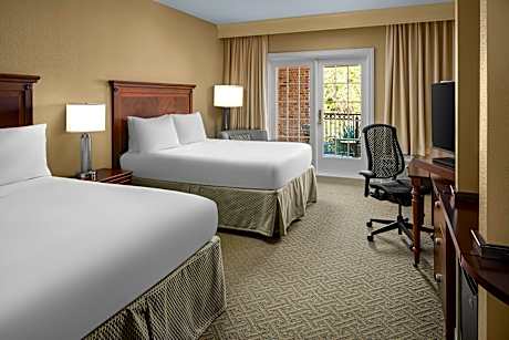 Guest room, 2 Queen, Balcony