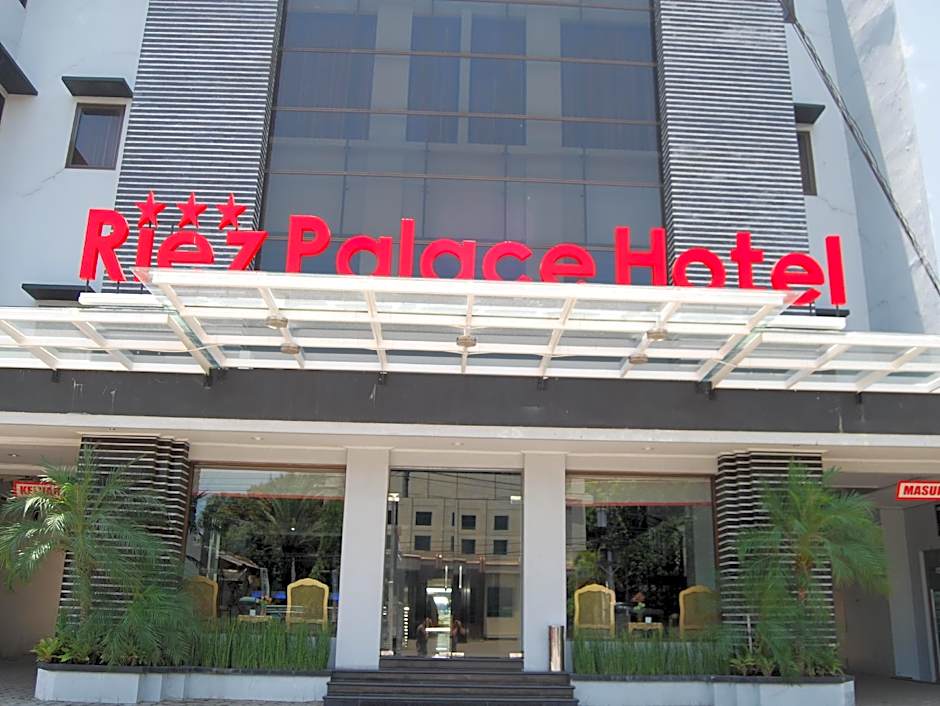 Riez Palace Hotel
