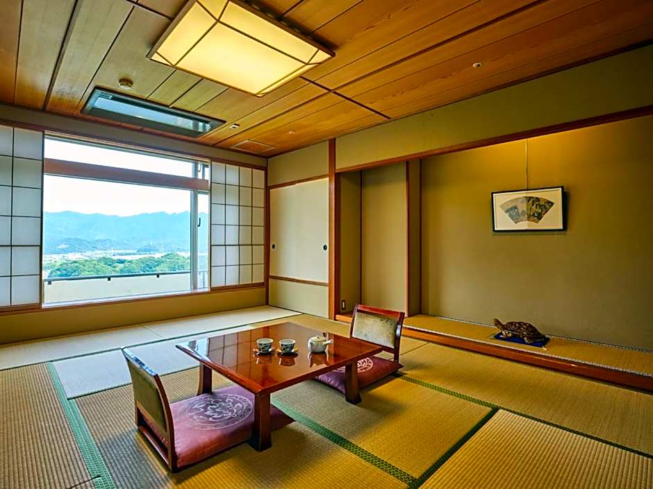Hotel Urashima