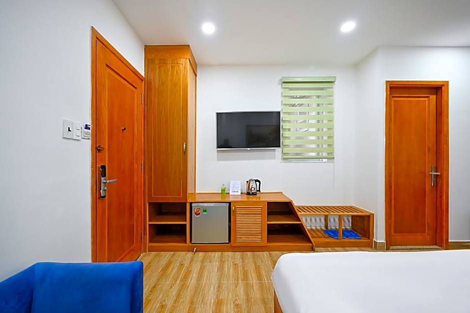 Vivian Airport Hotel Saigon