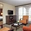 DoubleTree By Hilton Hotel Dallas Market Center